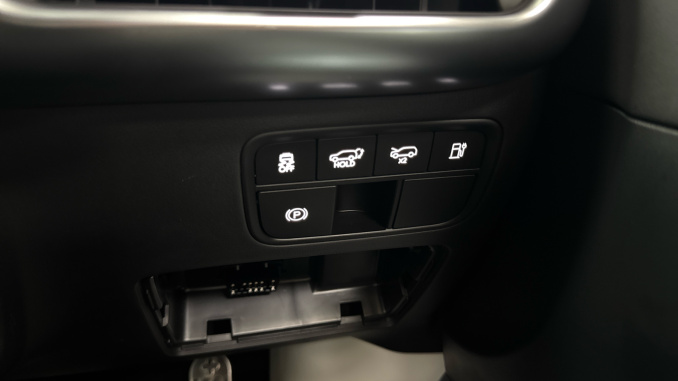 Hyundai IONIQ 9 314kW Calligraphy 110kWh 5dr AWD Auto Electric Estate - Image 30